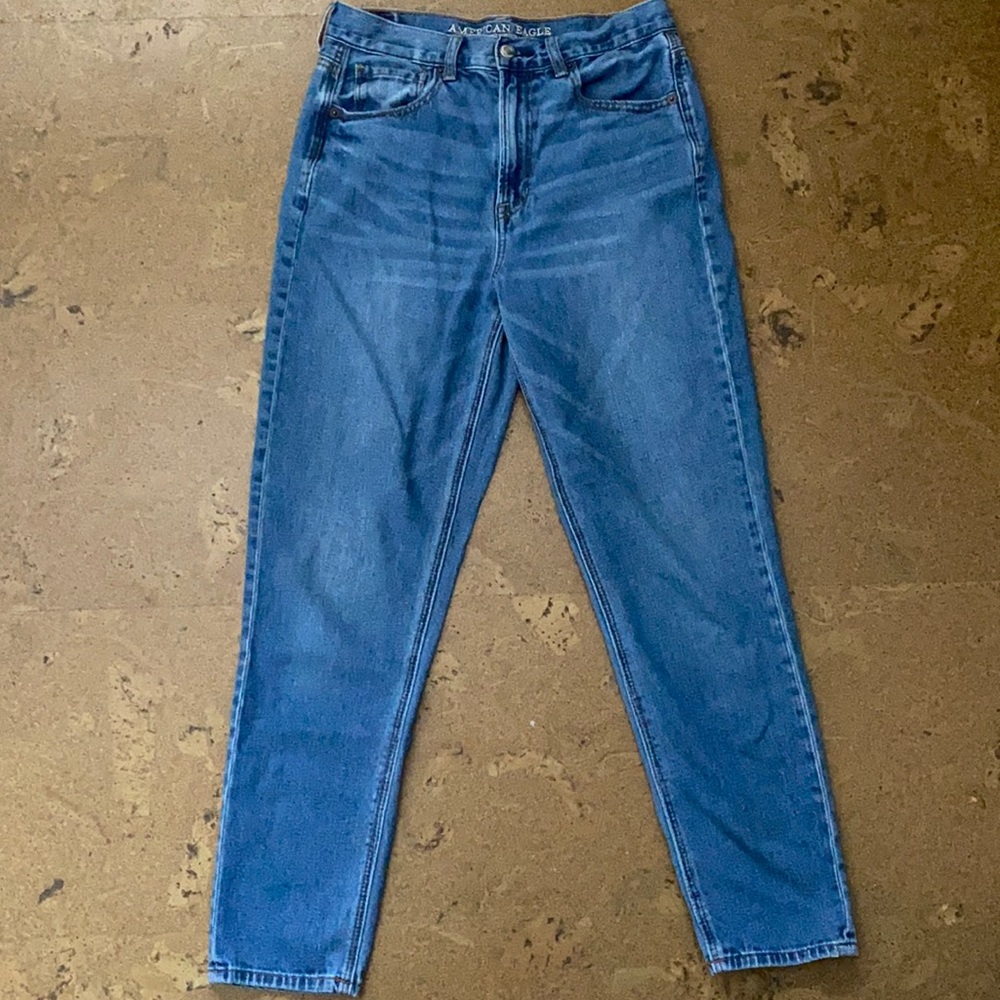 American Eagle Mom Jeans